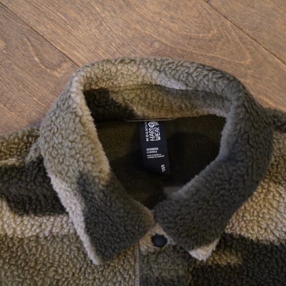 Mountain Hardwear‎ Women's HICAMP Shacket In Camo Sherpa Fleece Snap Sz S - Picture 6 of 10